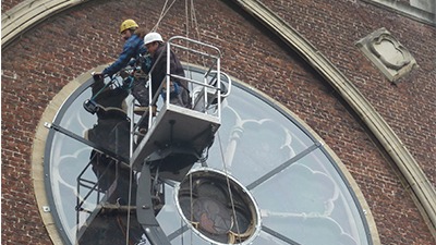 protection plexiglas contre les pigeons